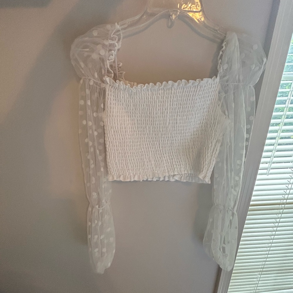 White cropped top long sleeve